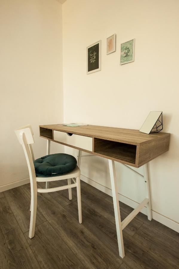 Apartment Little Violet - Balcony & Free Parking Zadar Exteriör bild